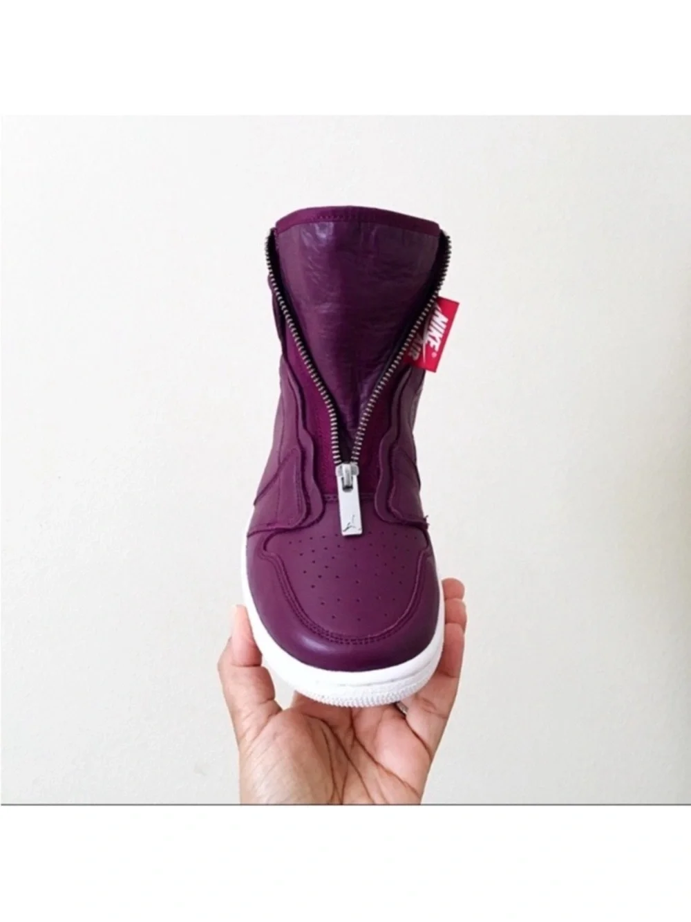 Nike Air Jordan 1 High Zip Premium High Top Burgundy Women’s Sneakers Size 6